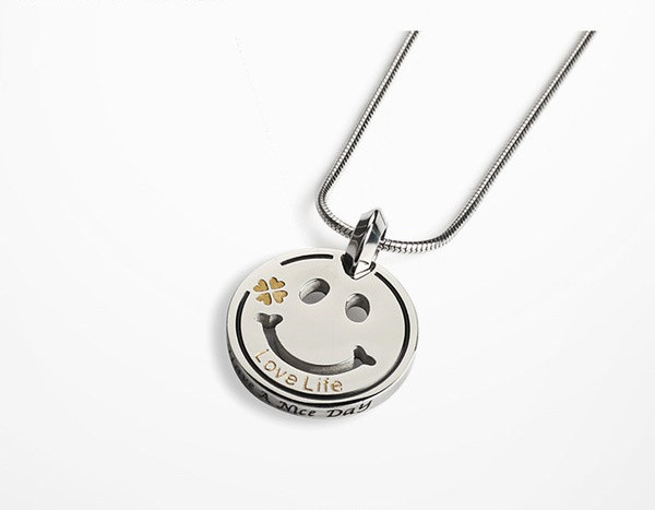 Lanț modern pentru bărbați cu pandantiv și inscripția Love Life