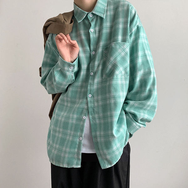 Cămașă casual în carouri cu nasturi și buzunar