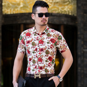 Model nou de cămașă bărbătească colorată cu guler clasic și mâneci scurte