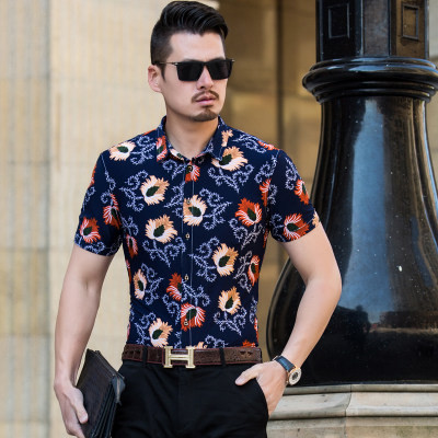 Model nou de cămașă bărbătească colorată cu guler clasic și mâneci scurte