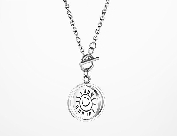 Actual lanț bărbătesc cu pandantiv rotativ