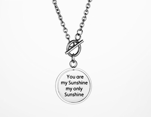 Actual lanț bărbătesc cu pandantiv rotativ