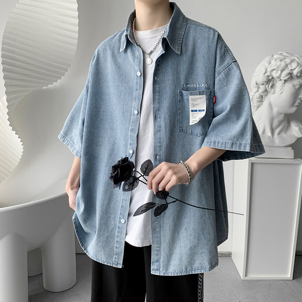 Vīriešu krekls ar kabatu un īsām piedurknēm zilā krāsā