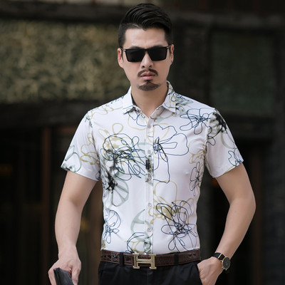 Pieguļošs vīriešu krekls ar ziedu rakstu vairākās krāsās