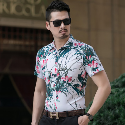 Pieguļošs vīriešu krekls ar ziedu rakstu vairākās krāsās