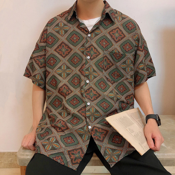 Cămașă pentru bărbați cu mâneci 3/4 și guler clasic