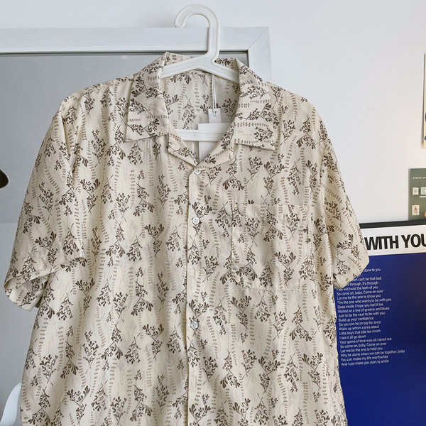 Cămașă pentru bărbați cu guler clasic și mâneci scurte