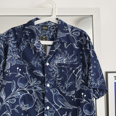 Cămașă pentru bărbați cu guler clasic - mai multe aplicații