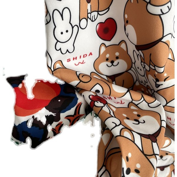 Cămașă pentru bărbați cu aplicație și guler clasic