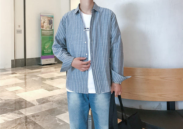 Cămașă pentru bărbați cu guler clasic și mâneci lungi cu dungi