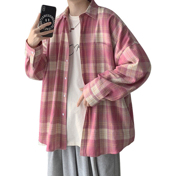 Cămașă în carouri de primăvară cu nasturi și buzunar