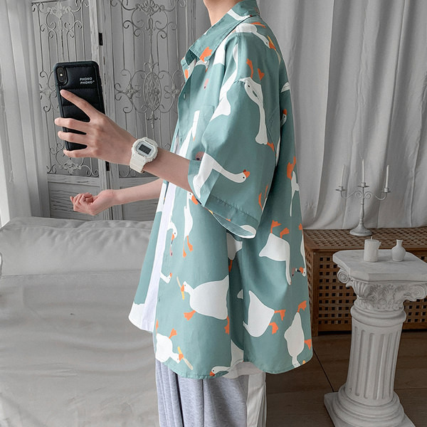 Vīriešu moderns krekls ar aplikāciju trīs krāsās