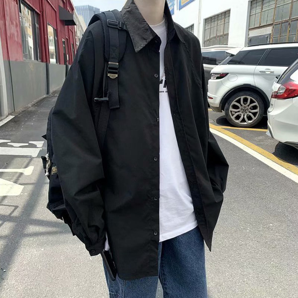 Plaša modeļa ikdienas krekls ar garām piedurknēm