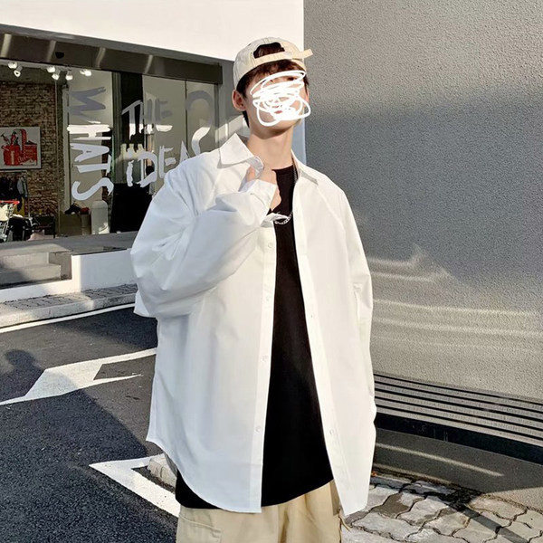 Plaša modeļa ikdienas krekls ar garām piedurknēm