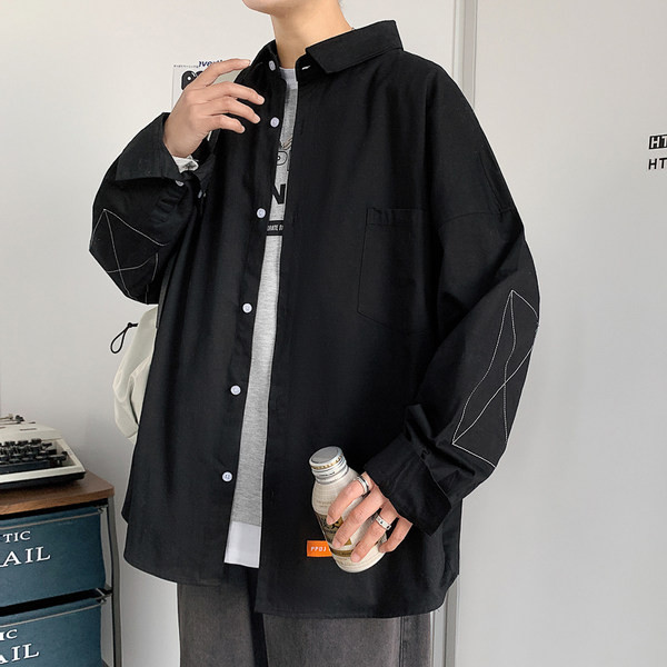 Cămașă bărbătească model larg cu nasturi și mâneci lungi