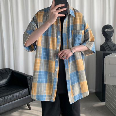 Ανδρικό καρό πουκάμισο με τσέπη και κοντά μανίκια σε τρία χρώματα