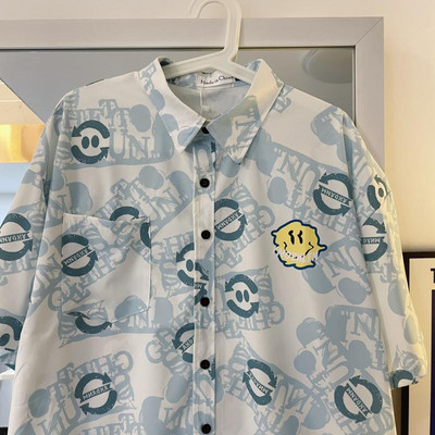 Cămașă pentru bărbați cu guler și model clasic