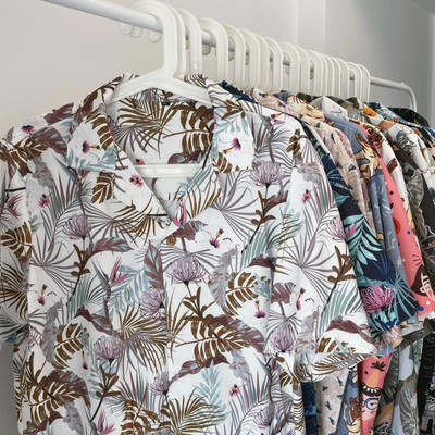 Cămașă pentru bărbați cu model floral și guler clasic