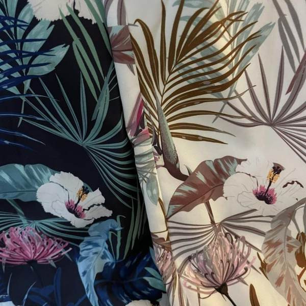 Cămașă pentru bărbați cu model floral și guler clasic