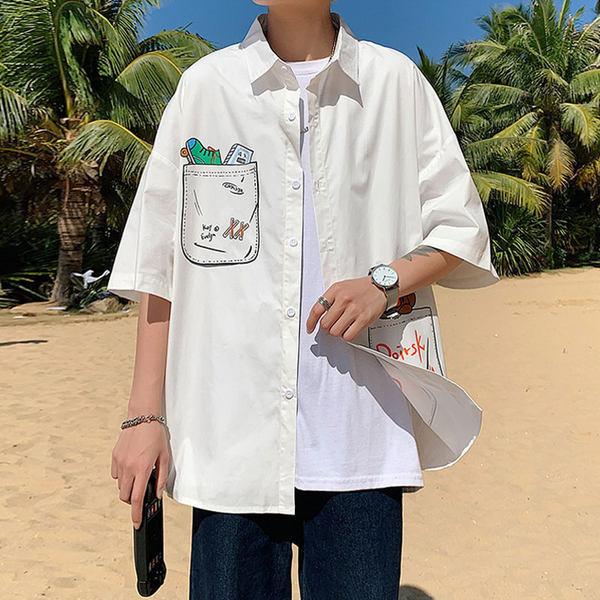 Cămașă bărbătească cu aplicație și inscripții în trei culori