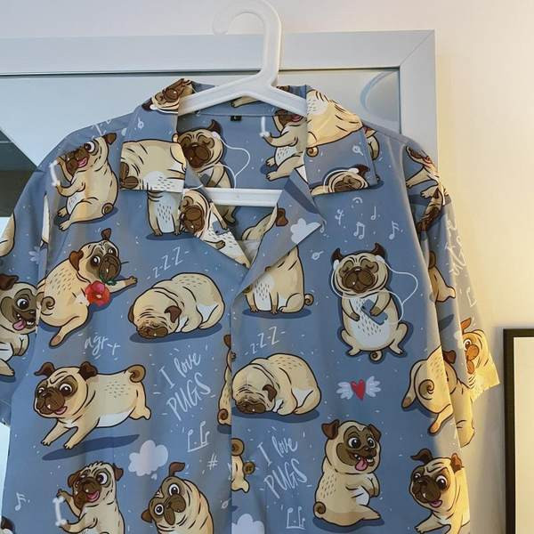 Cămașă pentru bărbați cu aplicație de câine și guler clasic