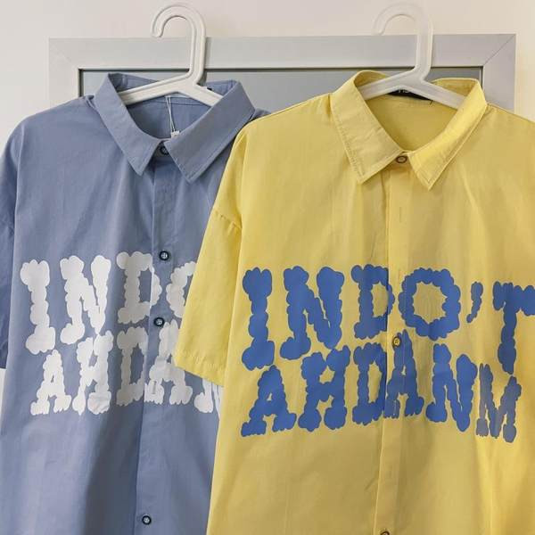 Cămașă de primăvară pentru bărbați cu guler și inscripție clasică