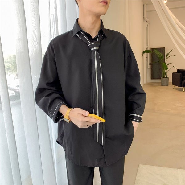 Pánska košeľa s kravatou a dlhým rukávom