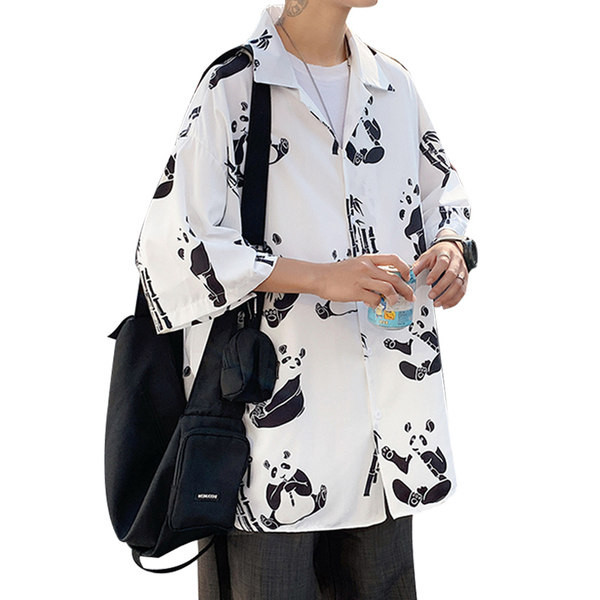 Klassikalise krae ja aplikatsiooniga meeste lai särk