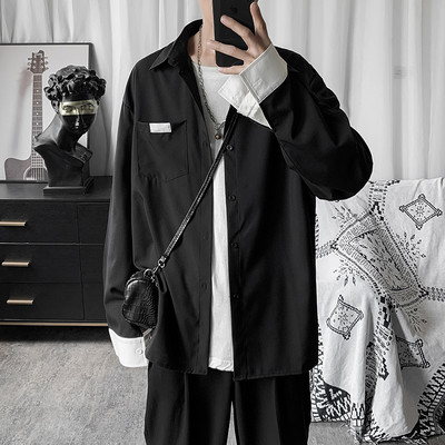 Plata modeļa vīriešu krekls ar emblēmu