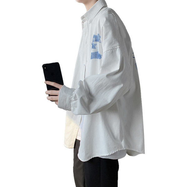 Ανδρικό πουκάμισο με επιγραφές και μακριά μανίκια