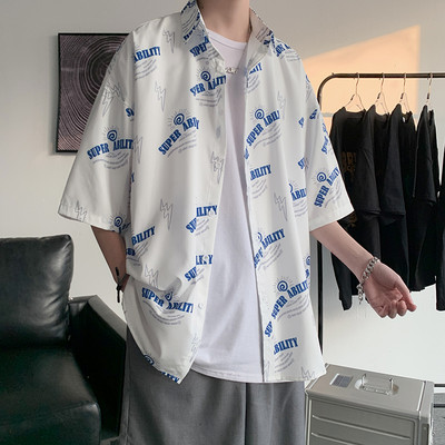 Plats vīriešu krekls ar klasisku apkakli un pogām