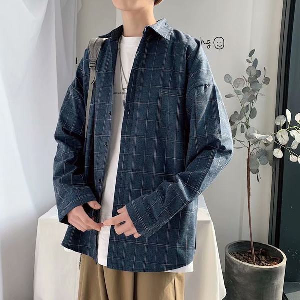 Vīriešu modernais krekls ar kabatu un klasisku apkakli trīs krāsās