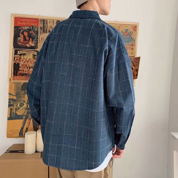 Vīriešu modernais krekls ar kabatu un klasisku apkakli trīs krāsās