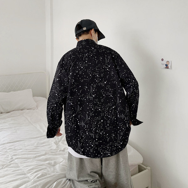 Ανδρικό καλοκαιρινό πουκάμισο με μακριά μανίκια και εφαρμογές