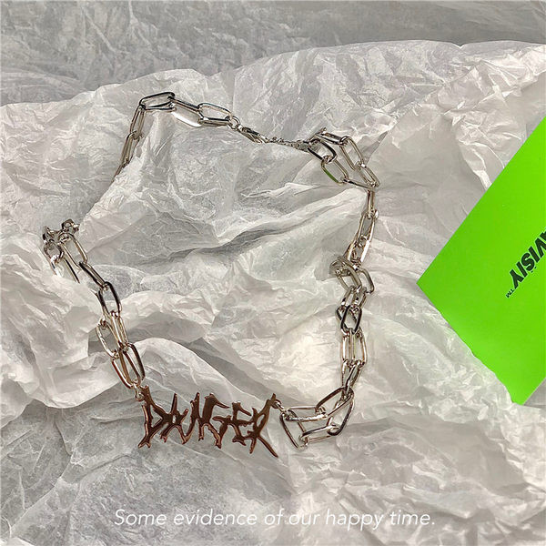 Lant scurt metalic elegant pentru barbati