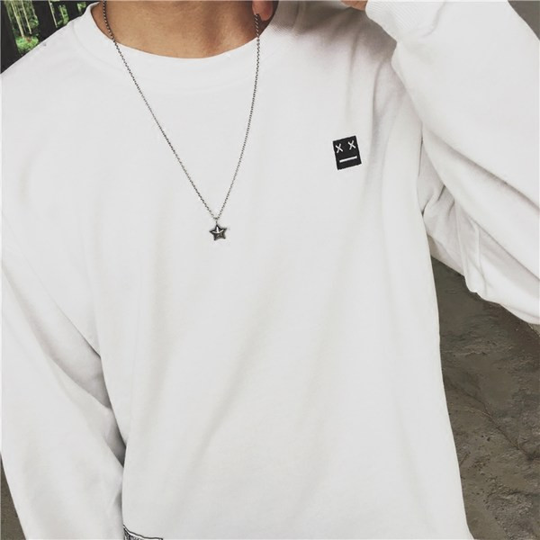 Pašreizējā vīriešu ķēde ar zvaigžņu kulonu