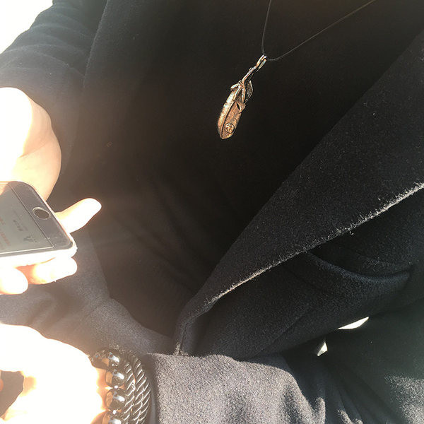 Lanț modern de oțel pentru bărbați cu pandantiv din pene