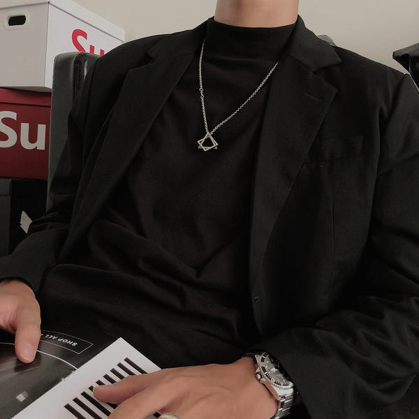 Vyriška moderni ilga metalinė grandinėlė su pakabuku