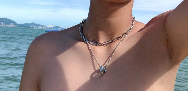 Μοντέρνα  ανδρική αλυσίδα τιτανίου