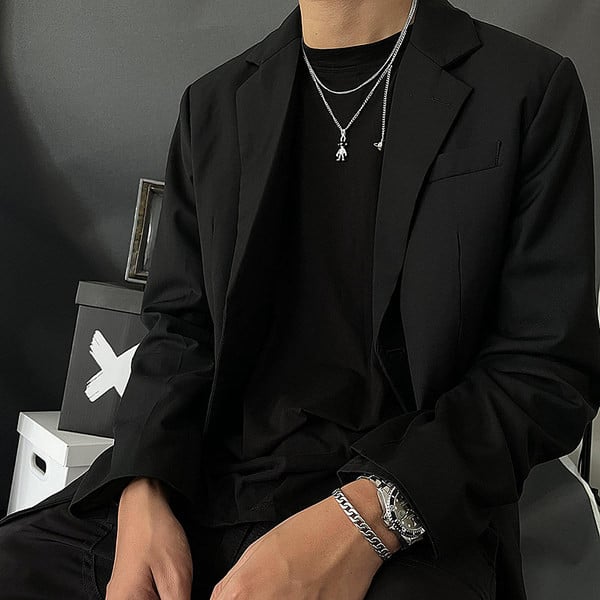 Κομψή μεταλλική ανδρική μακριά αλυσίδα με μενταγιόν