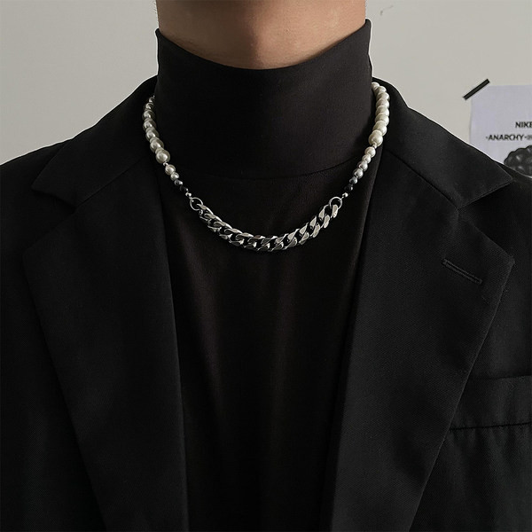 Colier bărbătesc stilat model scurt cu perle decorative