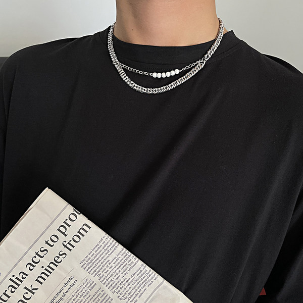 Ανδρικό κολιέ κοντό μοντέλο με διακοσμητικά μαργαριτάρια