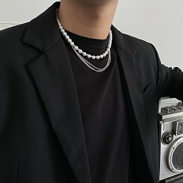 Colier stilat pentru barbati model scurt cu perle decorative