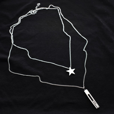 Vīriešu aktuāla garā ķēde ar piekariņu diviem modeļiem