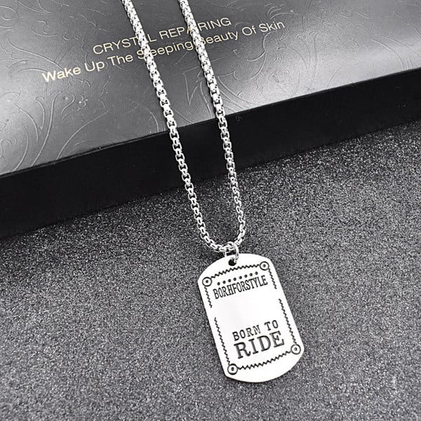 Šiuolaikinė vyriška ilga grandinėlė su pakabuku ir užrašu Born to ride