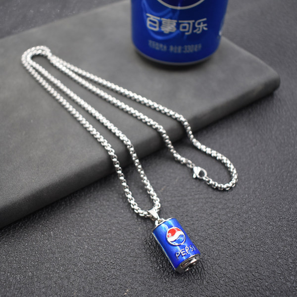 Lanț modern pentru bărbați cu pandantiv și inscripția Pepsi