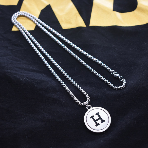 Lanț lung pentru bărbați modern cu pandantiv