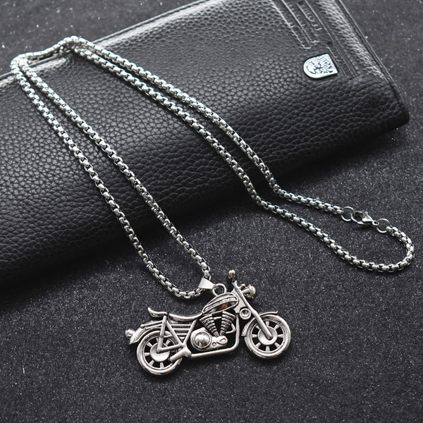 Stilīgs vīriešu ķēdes garais modelis ar motocikla kulonu