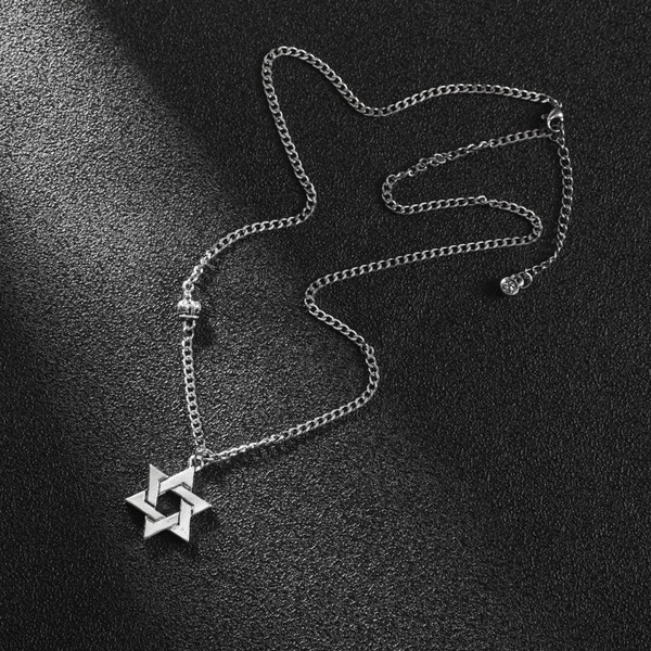 Moderna vīriešu gara ķēde ar zvaigžņu kulonu