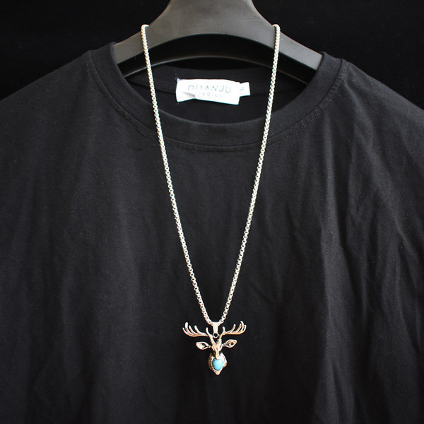 Stilīga vīriešu kaklarota ar brieža kulonu